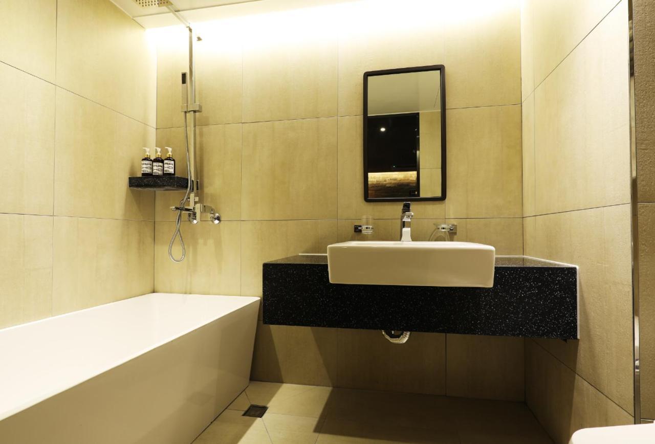 צאונגג'ו Mari Hotel מראה חיצוני תמונה